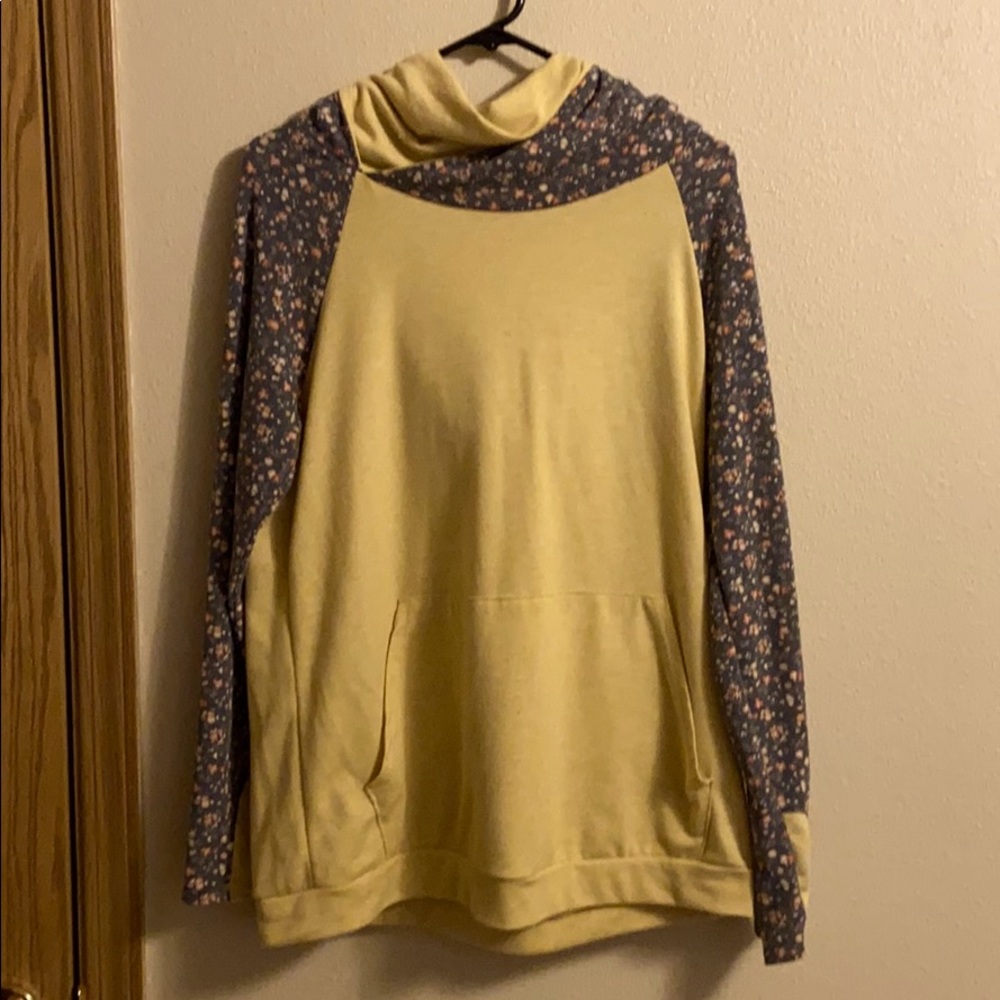 Hoodie sweatshirt